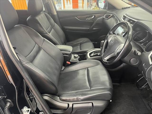 X-TRAIL 4WD