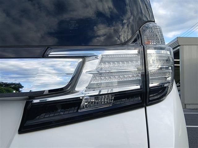 VELLFIRE  HYBRID 4WD