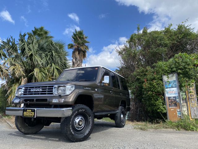 LANDCRUISER PRADO
