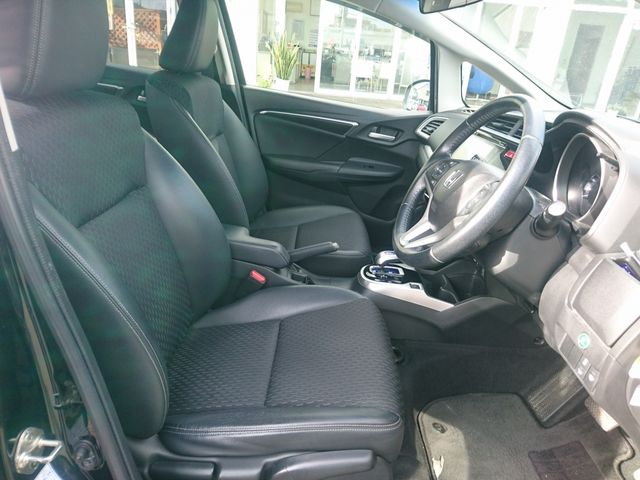 FIT HYBRID 4WD
