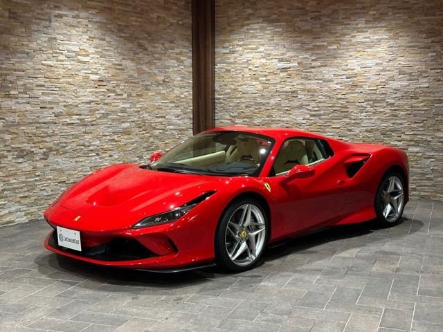 FERRARI F8 Spider