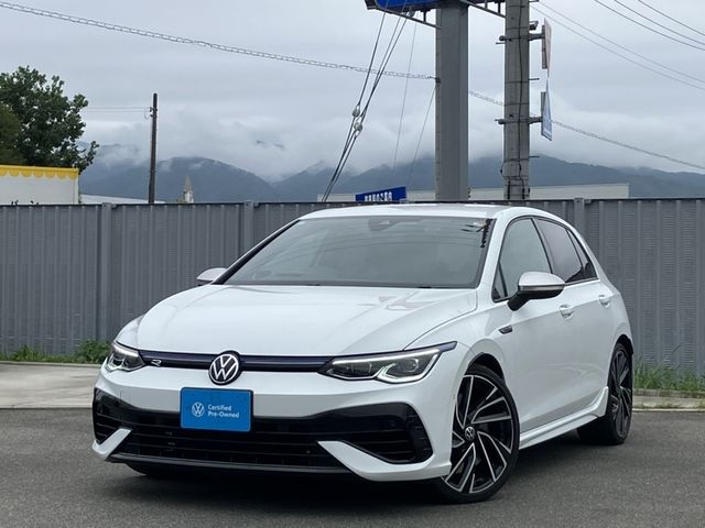 VOLKSWAGEN GOLF R