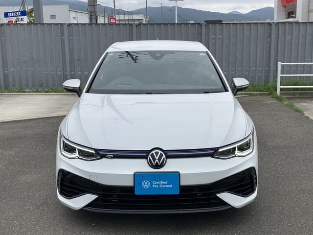 VOLKSWAGEN GOLF R