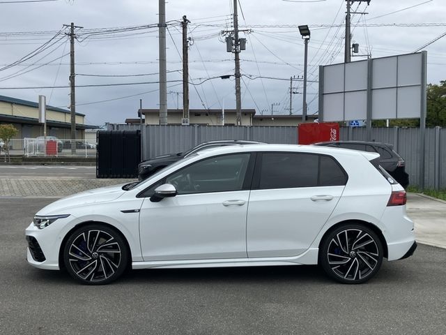 VOLKSWAGEN GOLF R