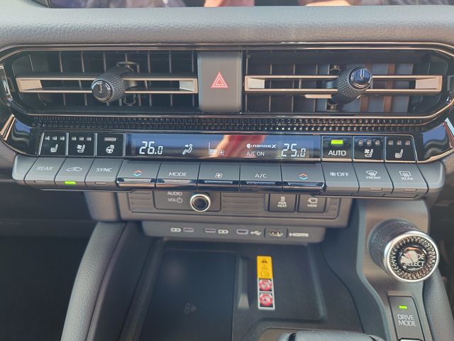LANDCRUISER 250