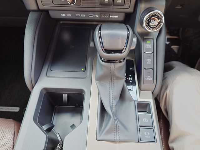 LANDCRUISER 250