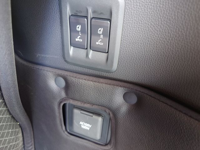 LANDCRUISER 250