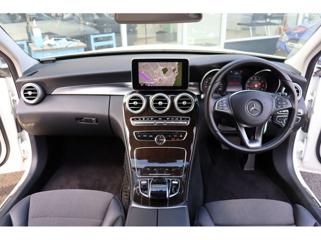 MERCEDES BENZ C class sedan