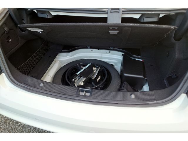 MERCEDES BENZ E class coupe