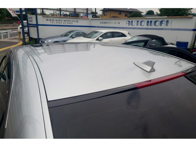 LEXUS LS600h