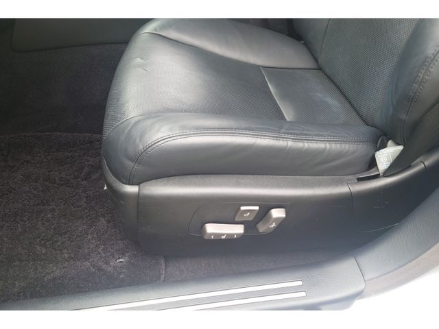 LEXUS LS600h