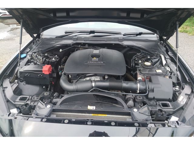 JAGUAR XEseries