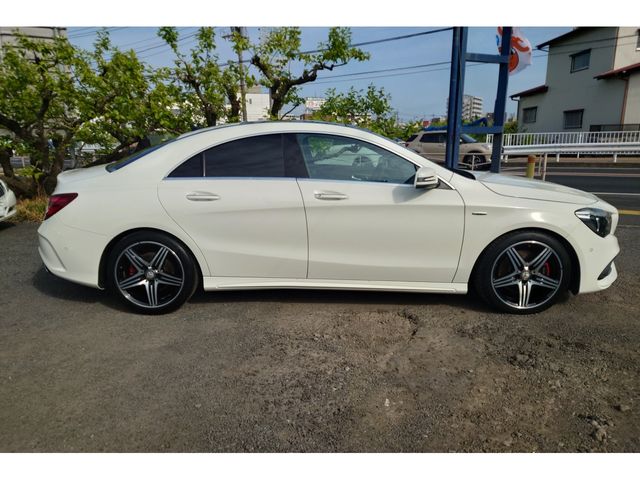 MERCEDES BENZ CLA class