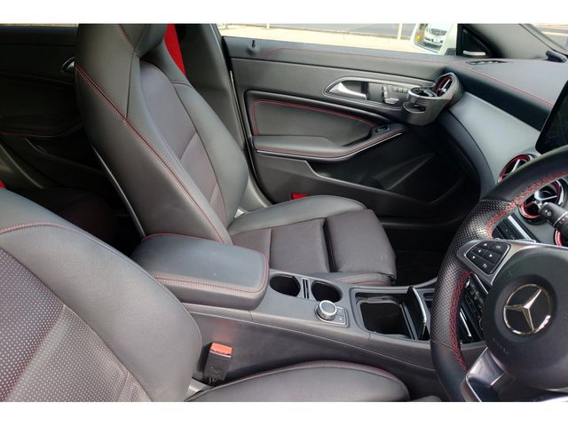 MERCEDES BENZ CLA class
