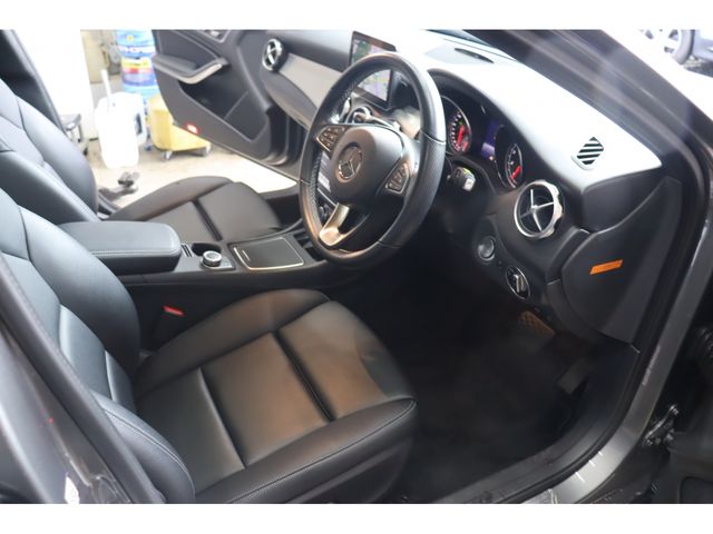 MERCEDES BENZ GLA class