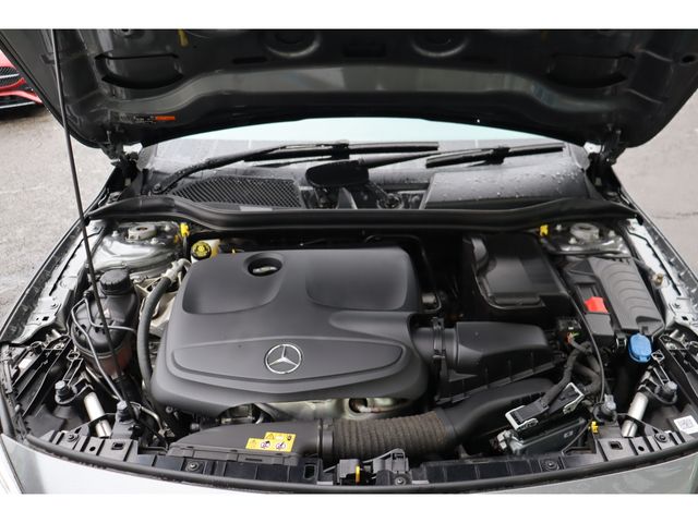 MERCEDES BENZ GLA class