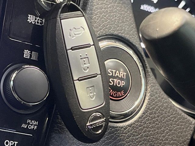 X-TRAIL 2WD