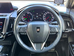 CROWN sedan hybrid