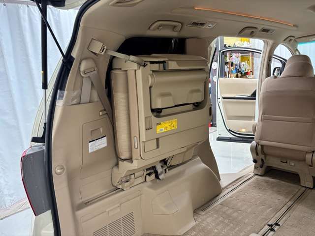 ALPHARD hybrid 4WD