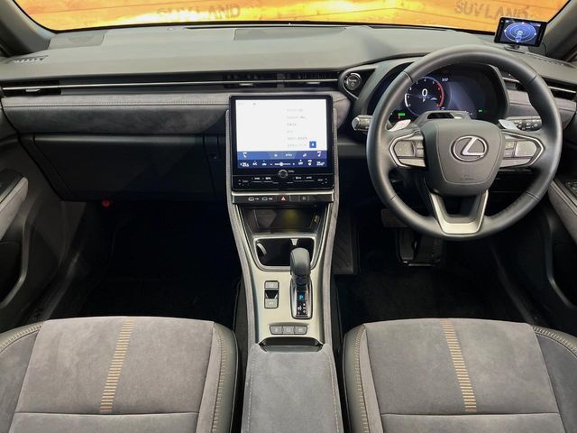 LEXUS LBX