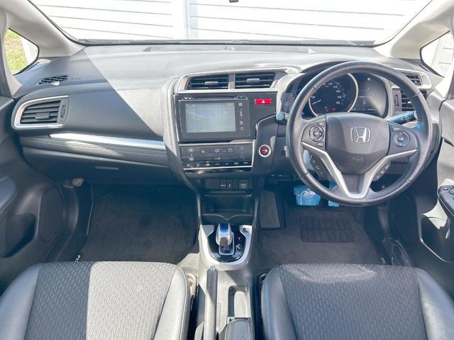 FIT HYBRID