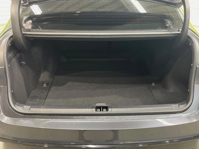 LEXUS IS300h