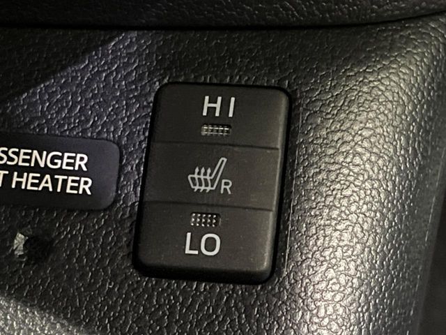 PRIUS 4WD
