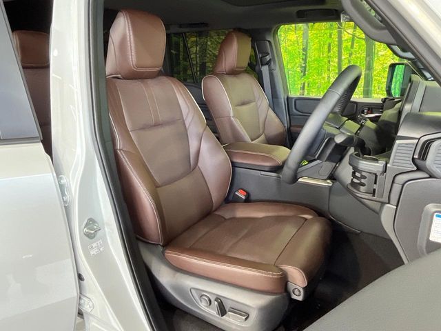 LANDCRUISER 250