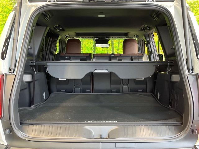 LANDCRUISER 250