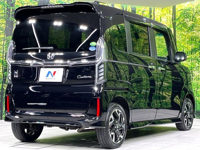 N BOX CUSTOM 4WD
