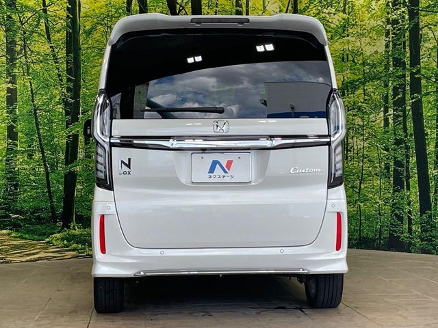 N BOX CUSTOM