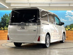 VOXY HYBRID