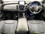 CROWN sedan hybrid