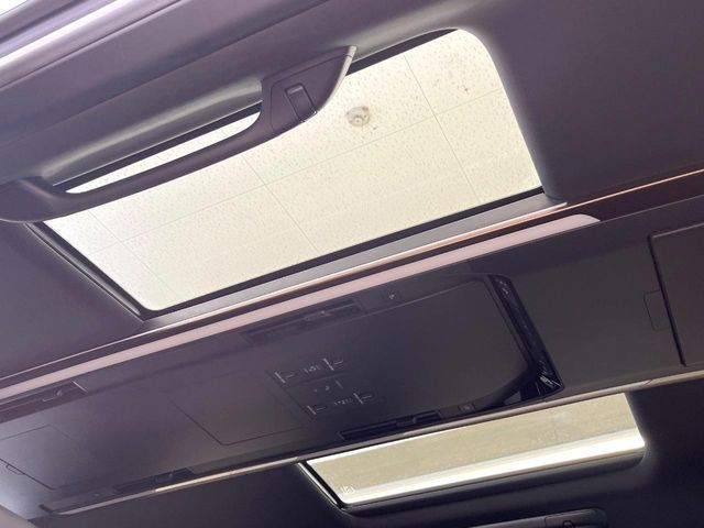 ALPHARD hybrid 4WD