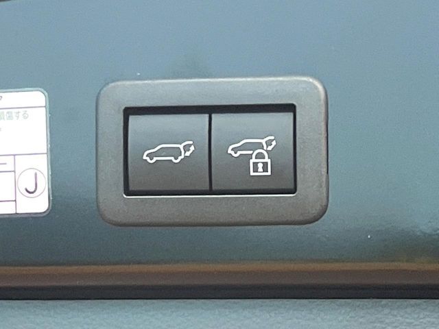 COROLLA CROSS HYBRID