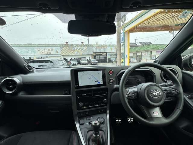 GR YARIS