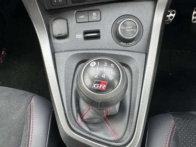 GR YARIS