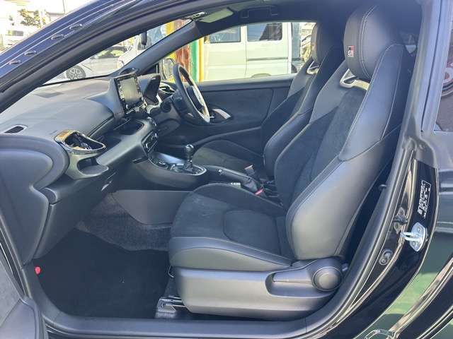 GR YARIS