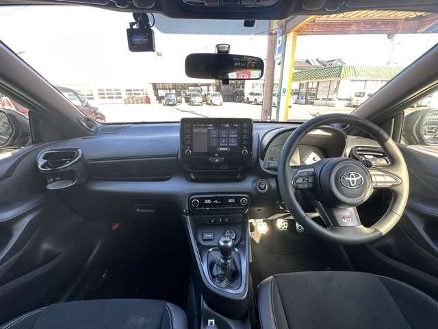 GR YARIS