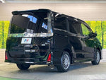 VOXY HYBRID
