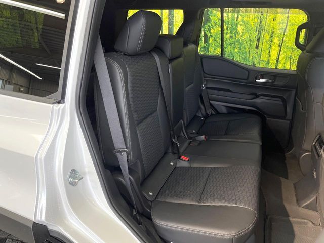 LANDCRUISER 250