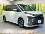 VOXY HYBRID