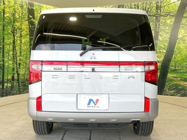 DELICA D:5 4WD