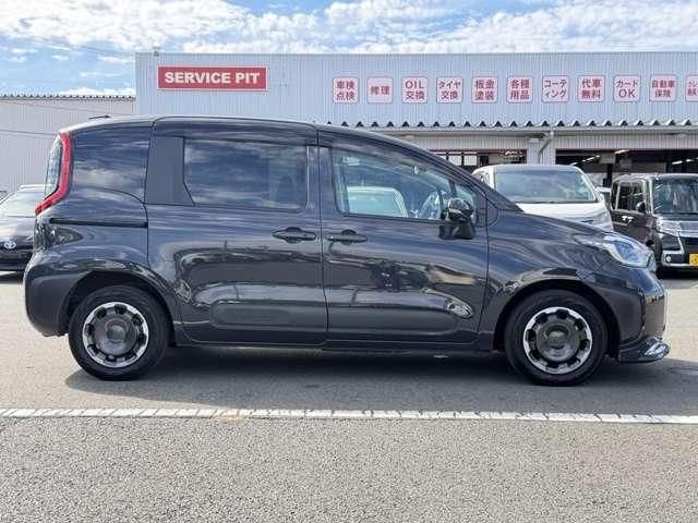 SIENTA HYBRID