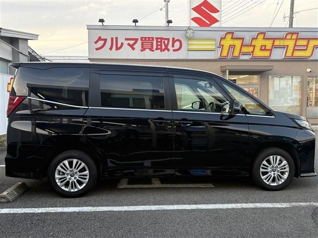 NOAH HYBRID 4WD