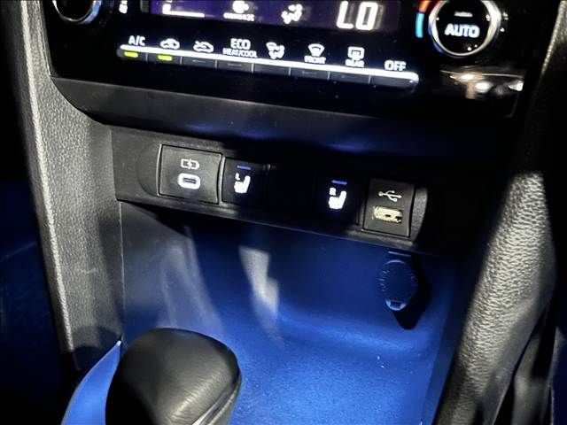 YARIS CROSS HYBRID