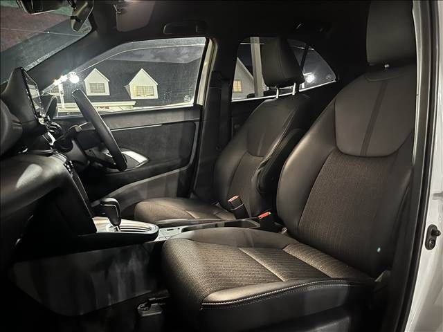 YARIS CROSS HYBRID
