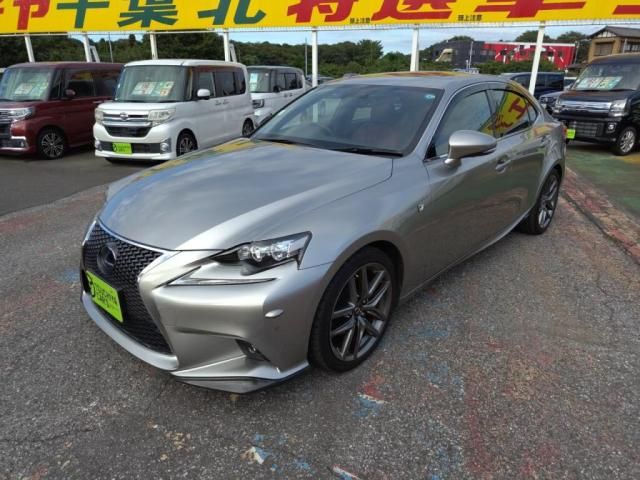 LEXUS IS300h