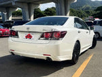 CROWN sedan
