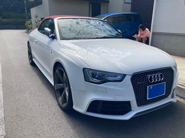 AUDI RS5 Cabriolet